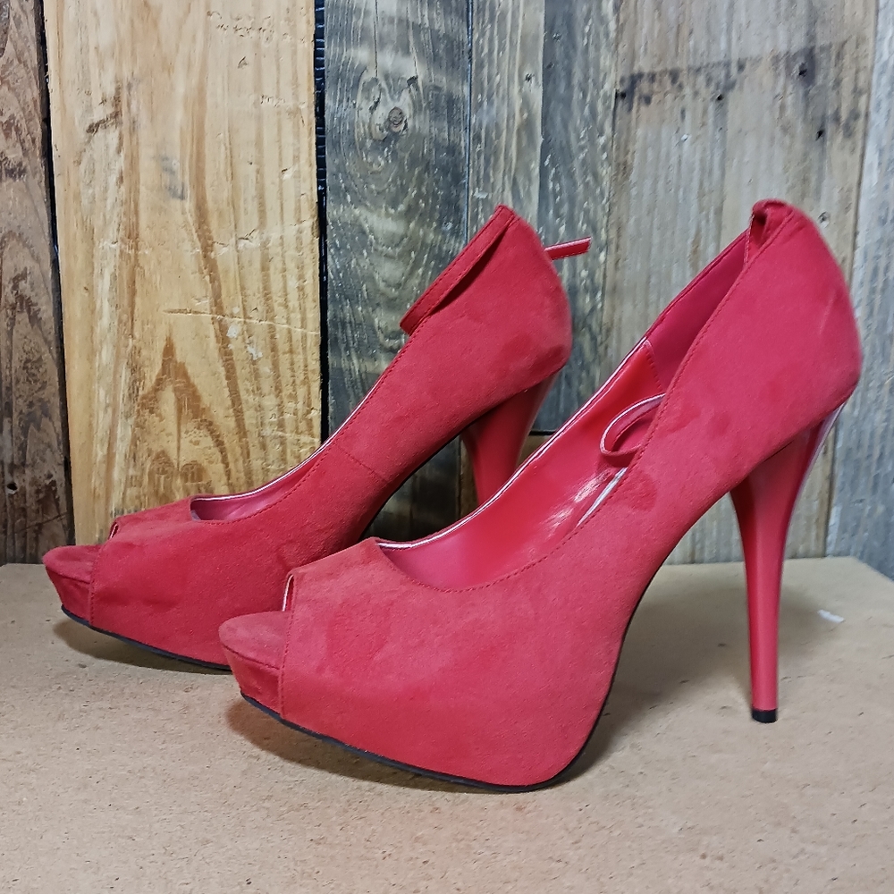DIBA LONDON: Faux Suede Peep-Toe Stiletto Pumps NWOB Size 11